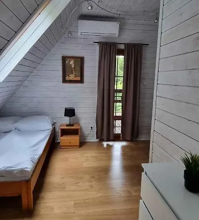 Tatarak Na Mazurach Przy Jeziorze Walpusz - Na Pietrze *